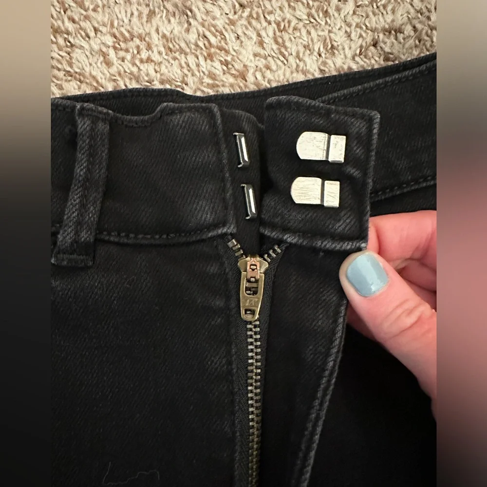 Ann Taylor Wide Leg Flare Jeans, Black, Standard Fit Size 0 - Picture 3 of 4